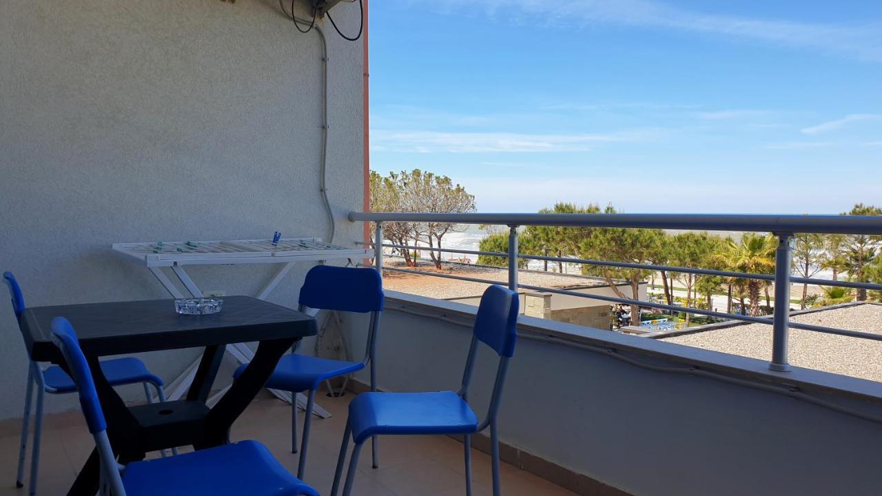 Bellavista Qerret Apartment 1 Golem  Bagian luar foto