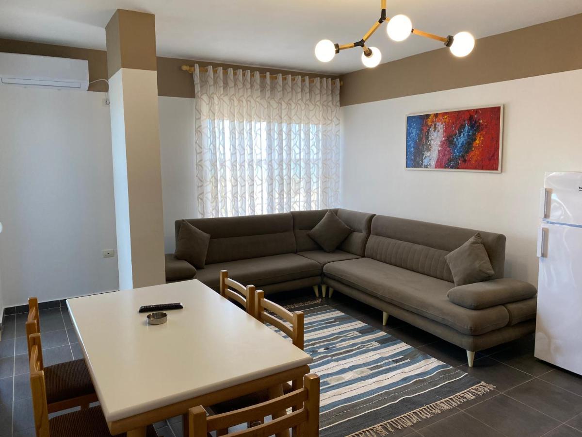 Bellavista Qerret Apartment 1 Golem  Bagian luar foto