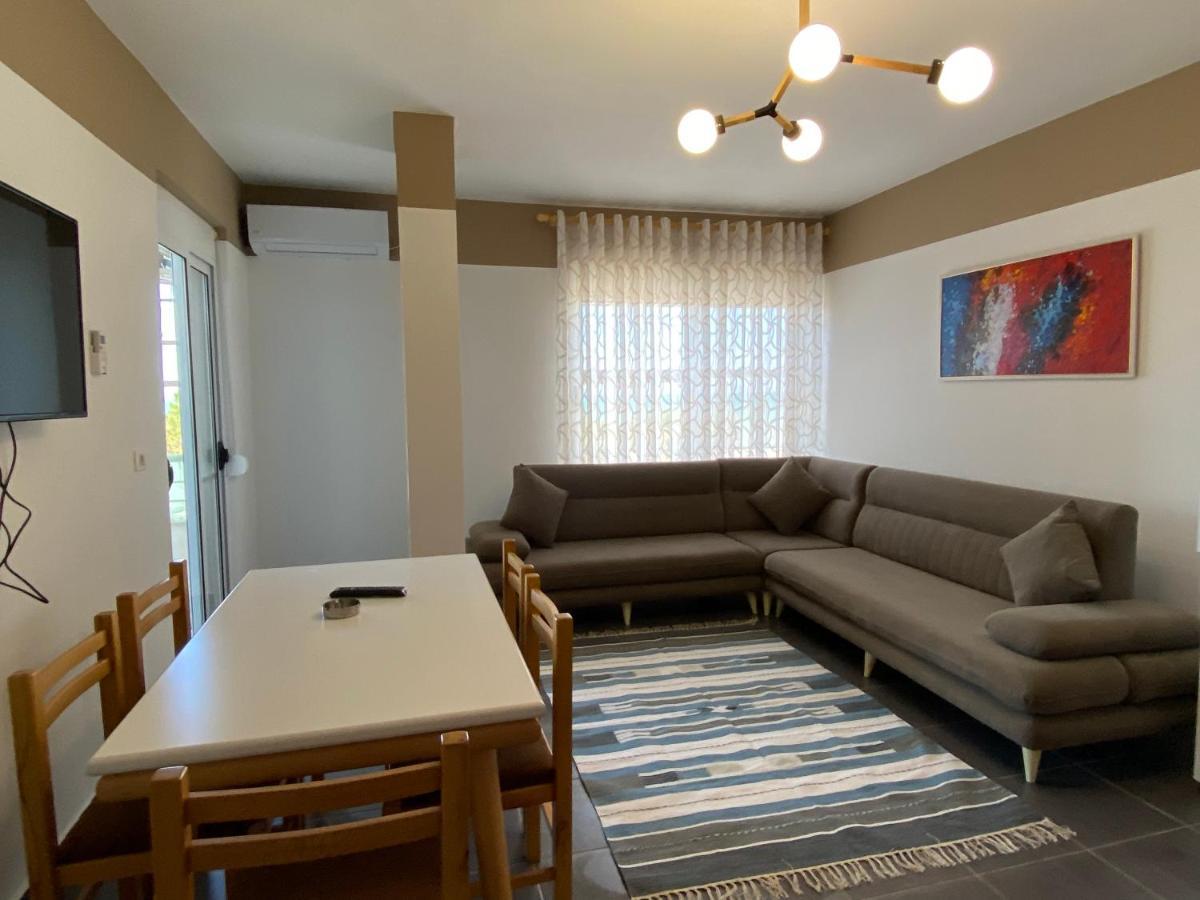 Bellavista Qerret Apartment 1 Golem  Bagian luar foto