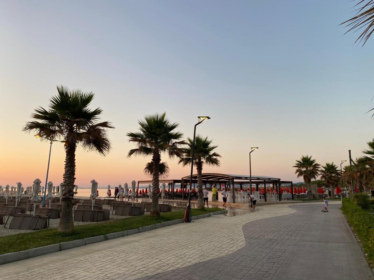 Bellavista Qerret Apartment 1 Golem  Bagian luar foto