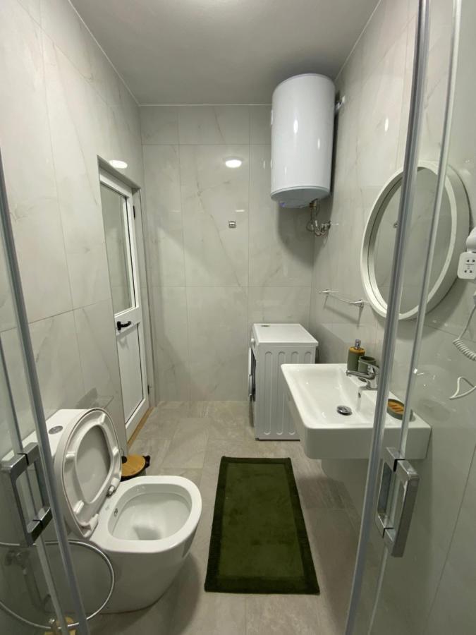 Bellavista Qerret Apartment 1 Golem  Bagian luar foto